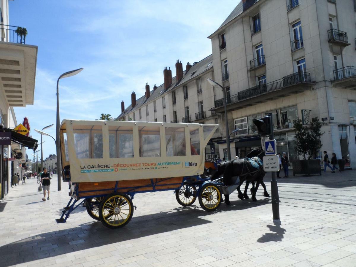 Gite De La Tour De Guise 1 Tours Buitenkant foto